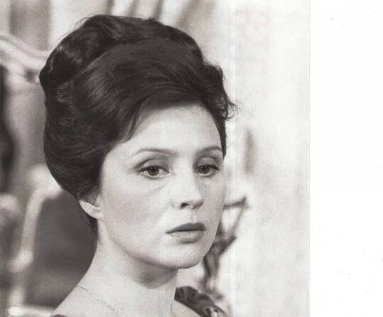 Nebezpečné známosti - Z filmu - Emília Vášáryová
