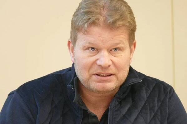 Tomáš Neumann, trenér futsalové reprezentace, jede s... | iROZHLAS - spolehlivé zprávy