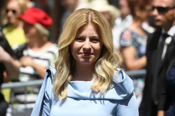 Obrazem: První den Zuzany Čaputové v úřadu prezidentky Slovenska