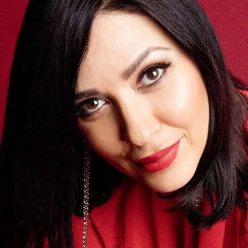 Jasmin Shakeri über Female Empowerment und Iran: “Es ist vermessen zu denken, dass die bestehenden Probleme auch nur im Ansatz gelöst wären”