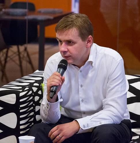 Robert Čásenský (Reportér): Nechtěl jsem dělat noviny pro žádného oligarchu