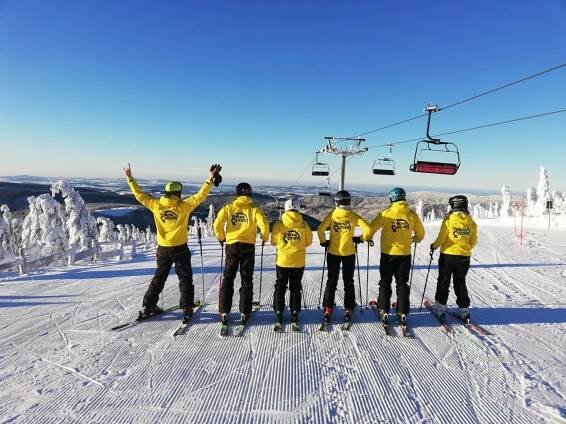 Půjčovna lyží a snowboardů Yellow point | www.spindleruv-mlyn.com | Špindlerův-Mlýn.com