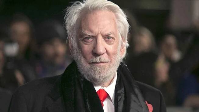 Zemřel kanadský herec Donald Sutherland. Držiteli čestného Oscara bylo 88 let