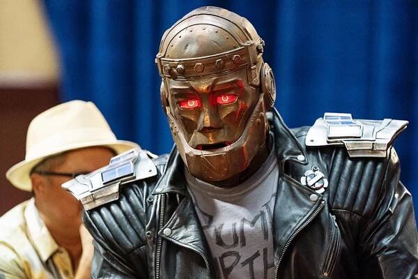 Doom Patrol - Puppet Patrol (S01E03) (2019)