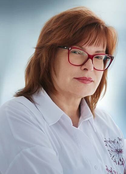 Anna Belousovová - Zem&Vek