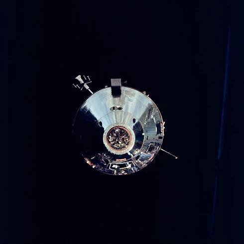 apollo_9_gumdrop_seen_from_spider_as09-24-3652