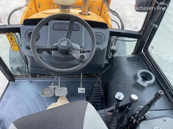 Traktorbagr JCB 2CX