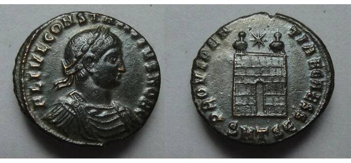 Constantius II - campgate extremely fine (ME2252)