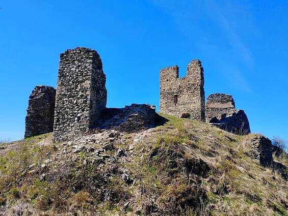 Zřícenina hradu Brníčko | TuristickaMapa.cz