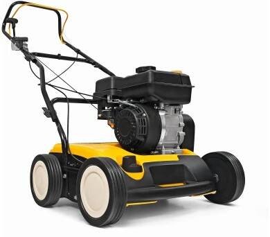 Cub Cadet XC1 B35, travní provzdušňovač s benzinovým motorem