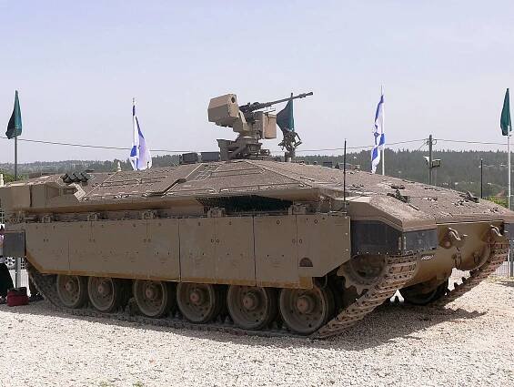 Izrael představuje APC Namer 1500. Jaké jsou přednosti tohoto tanku?