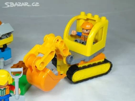 LEGO DUPLO 10812 pásový bagr a náklaďák