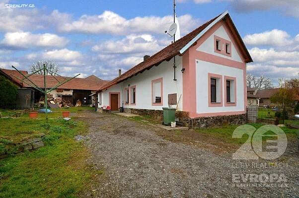 Prodej  zemědělské usedlosti 160 m², pozemek 1 898 m², Bystřice - Drachkov, okres Benešov