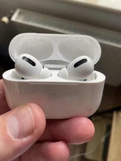 Prodám AirPods Pro 2021 za 3 500 CZK - 9/2023 - Apple Bazar