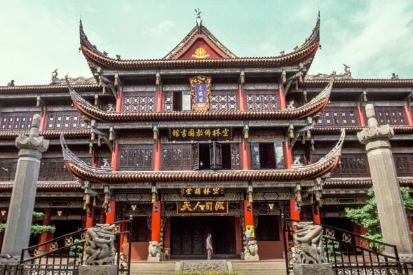 Chengdu (Čcheng-tu), páté největší město Číny a hlavní město provincie Sečuán – Martin Cígler