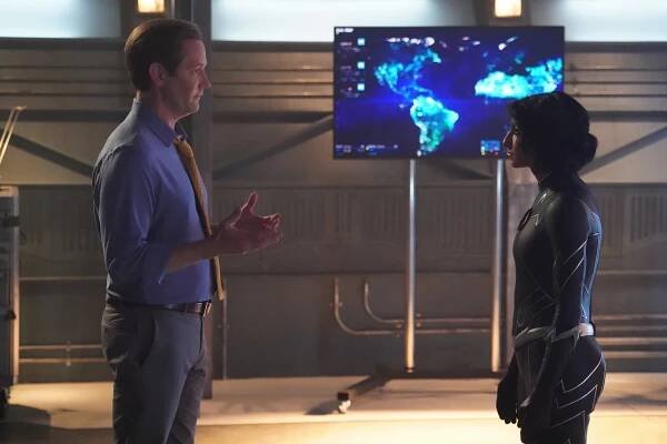 Matt Letscher, Kausar Mohammed - Flash - Negative, Part One - Z filmu