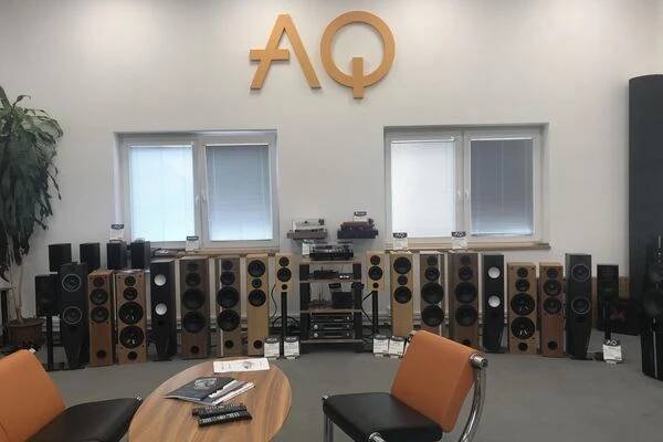 AQ audio studio foto 1