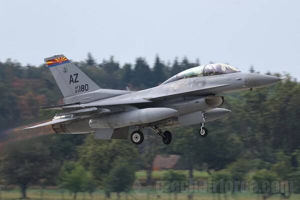 Arizonští Jestřábi poprvé v Náměšti nad Oslavou – 195. stíhací letka „Warhawks“ na cvičení Ample Strike 2018 – CZECH AIR