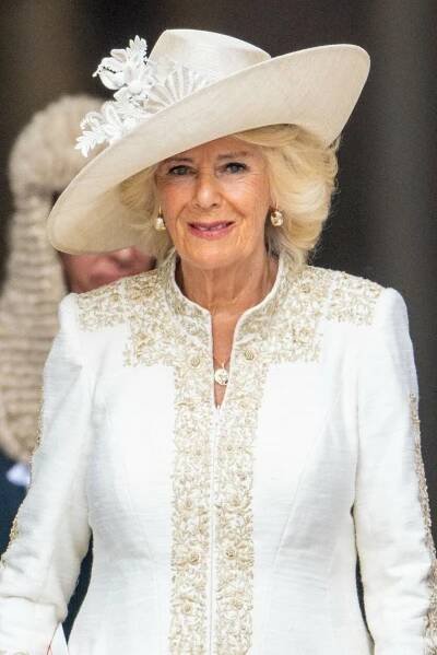 Z nejhůře oblékané celebrity královnou stylu: Camilla už v módě chodit umí