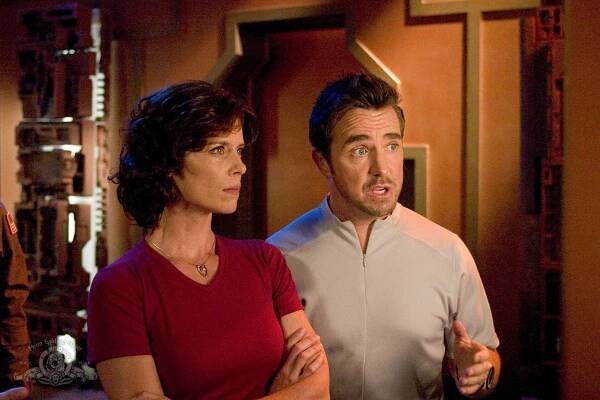 Hvězdná brána: Atlantida - Dříve než usnu - Z filmu - Torri Higginson, Paul McGillion