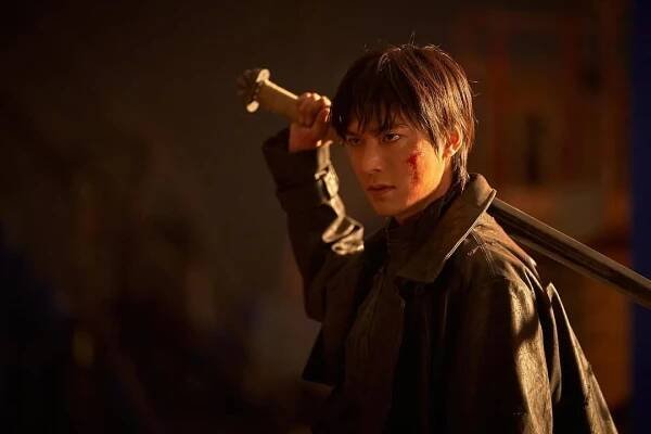 Lee Min-ho Reflects on Stardom and Personal Discipline