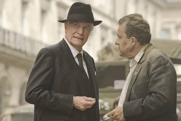 André Dussollier, Charlie Nelson - Diplomacie - Z filmu