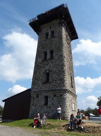 Čerchov uvítal při setkání půl tisíce turistů