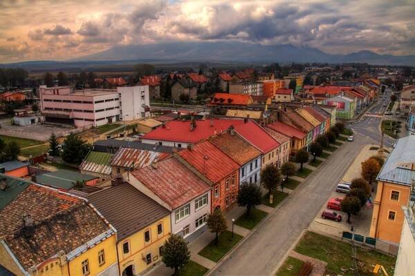 Meštianske domy historického centra (mestská pamiatková zóna) – Mesto Spišská Belá