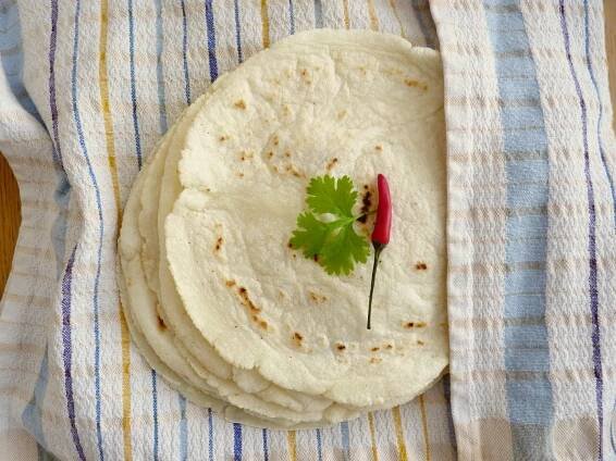 Domácí kukuřičná TORTILLA - Ochutnejte svět
