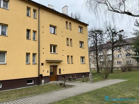 Nabízím dlouhodobý pronájem bytu 2+1 po rekonstrukci ve Frýdlantu nad Ostravicí | Libor Lysek