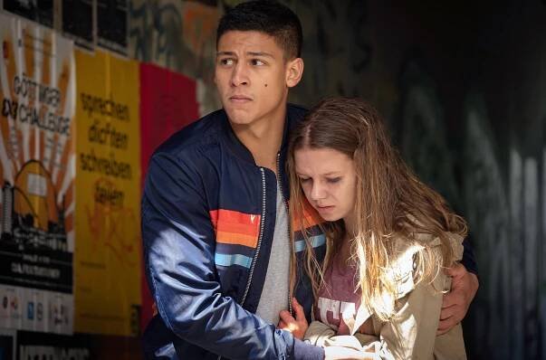Místo činu - Das verschwundene Kind - Z filmu - Emilio Sakraya, Lilly Barshy