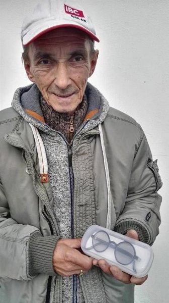 Utajený Kemrův syn: 21 let po smrti táty mu přišel balíček s dárkem od něj!
