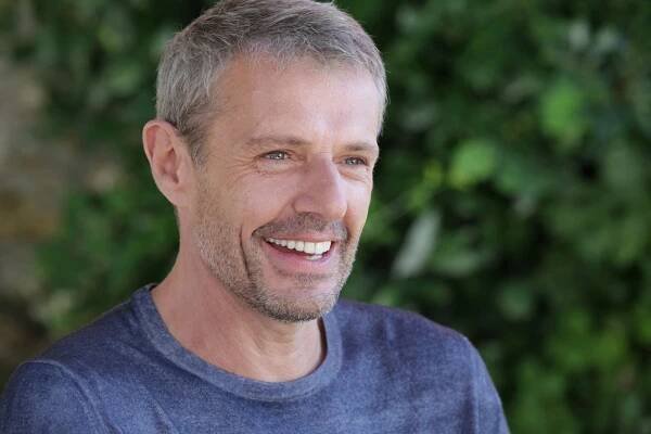 ‘Totems’, with Lambert Wilson and Ana Girardot, now shooting in Prague