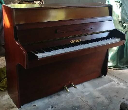 Otto Bach Upright Piano (194)
