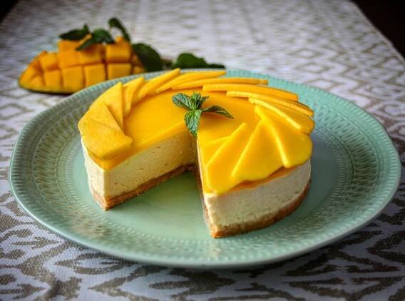 Nepečený mangový cheesecake