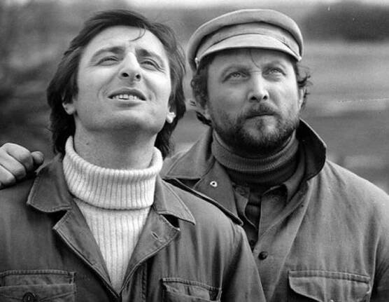 FOTO: Heřmánek a Frej st. ve filmu Žena pro tři muže (1979). – stránka 276