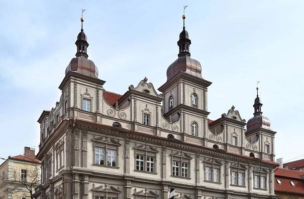 Srpnová kultura v Malostranské besedě
