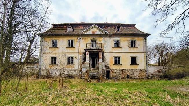 Photos - Zámek Přívozec - 18.04.2021