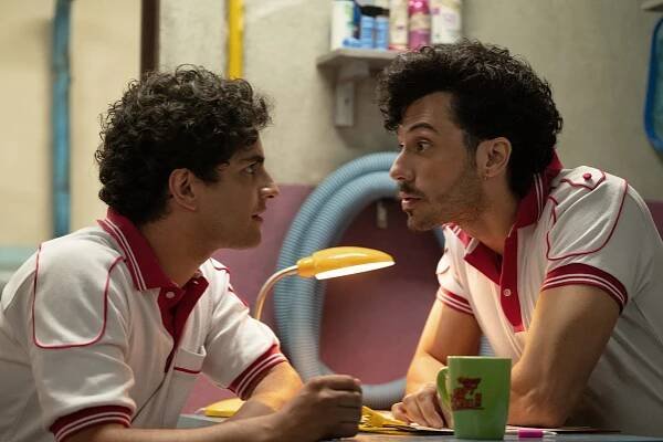 Acapulco - Trochu zpomal (S02E01) (2022)