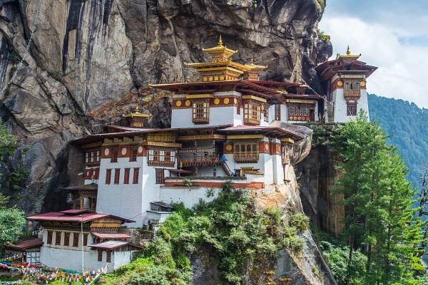Bigger Is Better, and Better is What We Do Best — Local Foreigner, Luxury Travel Consultancy