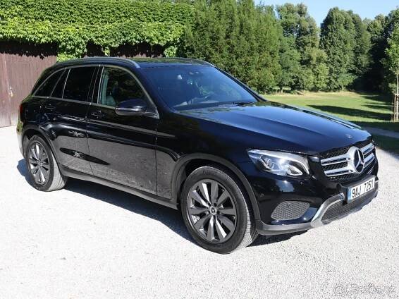 Mercedes GLC 220D AMG 4 Matic, rv.2018, jen 55tis. Km - Praha 1