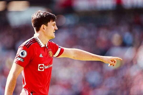 Maguire už není kapitánem United. Ten Hag mu sebral pásku, Angličan je zklamaný