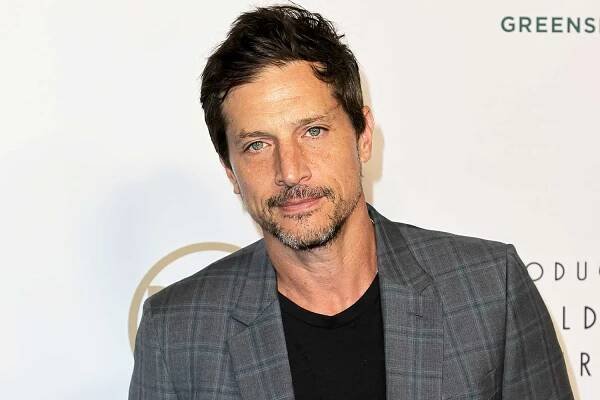 Red Rocket's Simon Rex 'Wasn't Allowed' to Keep Prosthetic Penis, Wants It to Live in Oscars Museum