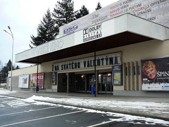 Zlín, to je město filmu. Poznejte ateliéry, kde se zrodila Cesta do pravěku