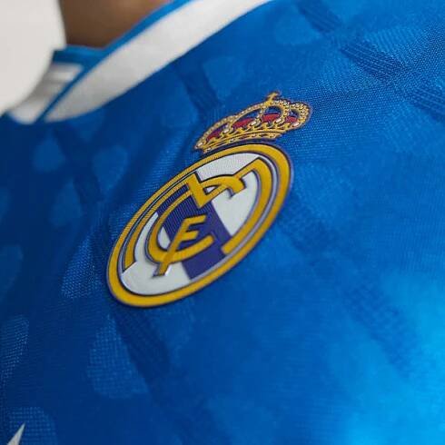 Třetí dres Real Madrid 25/26 Authentic