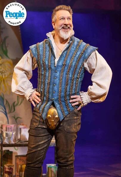 Joey Fatone Is Tearin' Up Broadway in First Look Production Shots of *NSYNC Singer in & Juliet