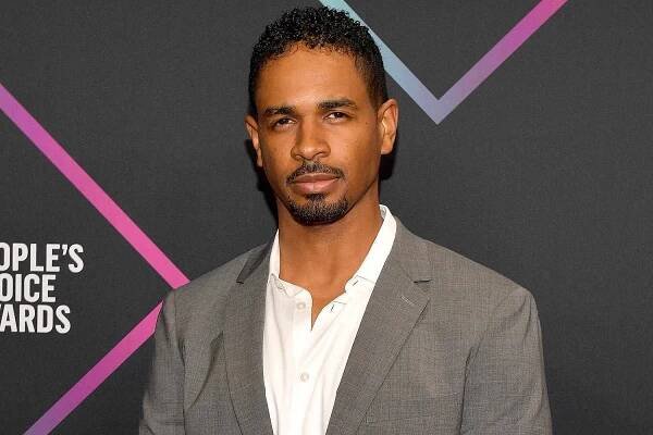 Damon Wayans Jr.'s App Will Keep You Entertained During Coronavirus — and Help Others,Too