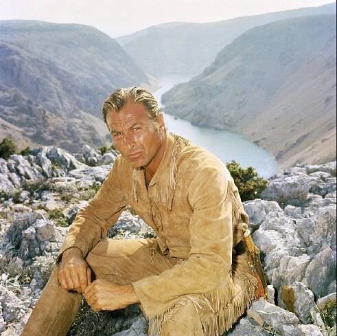Foto k tématu Lex Barker – stránka 15