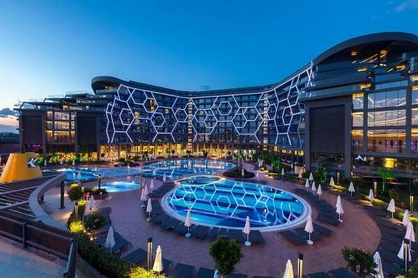 Bosphorus Sorgun Hotel Beach: Pictures & Reviews - Tripadvisor