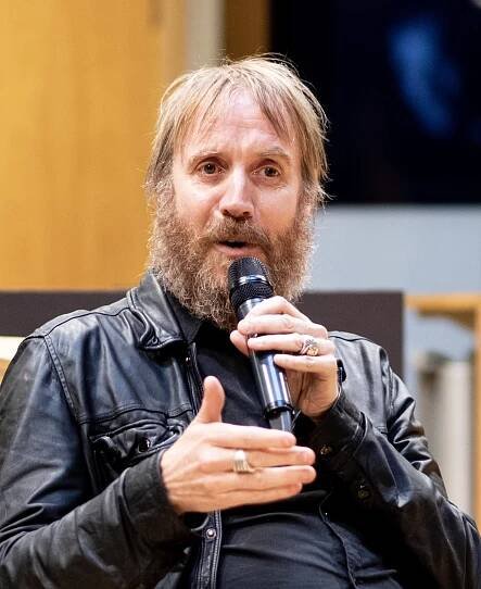 Rhys Ifans